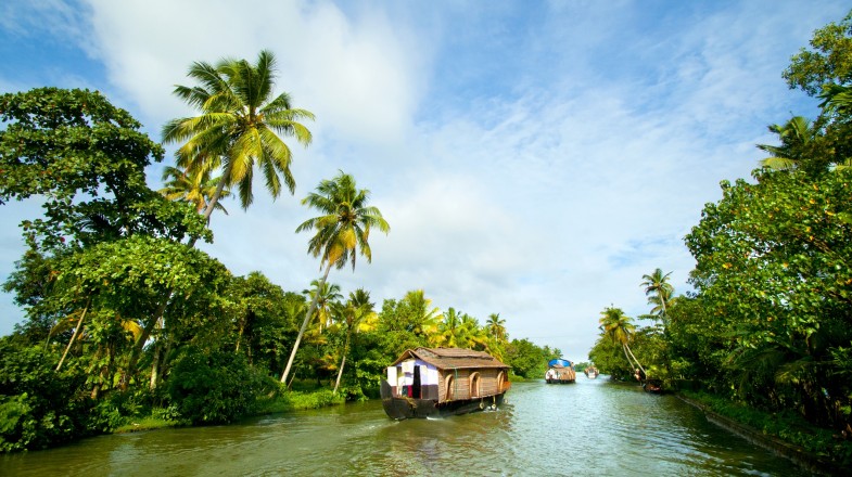 ESSENCE OF KERALA TOUR PACKAGE